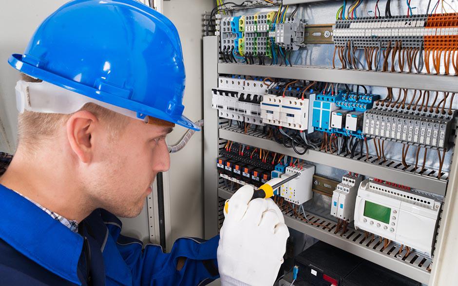 monteur électricien Domont
