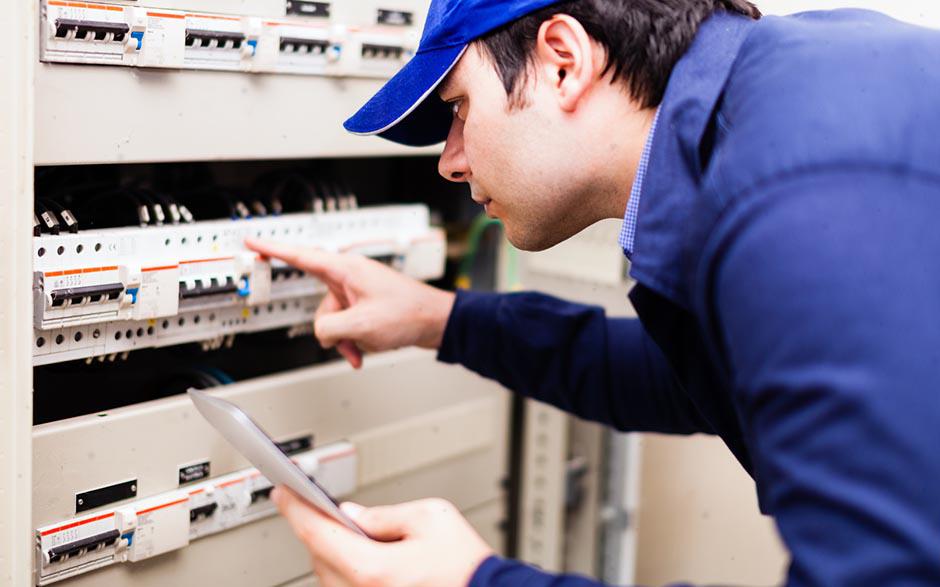 monteur électricien Domont